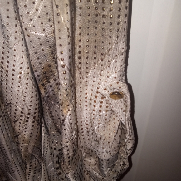 3/$10 New Directions Petite Top PXL V Neck Popover Studded Roll tab  blouse - Picture 4 of 7